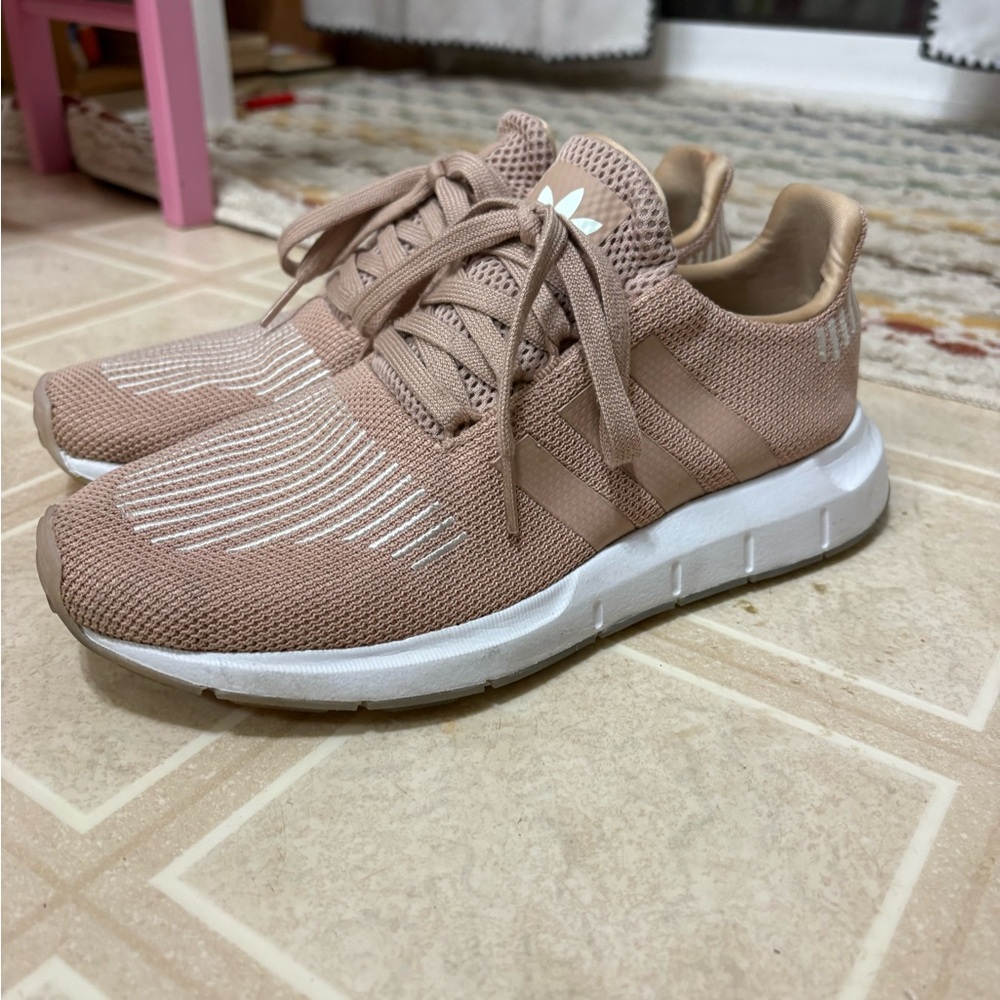 adidas Swift Run 'Ash Pearl' casual comfort shoes